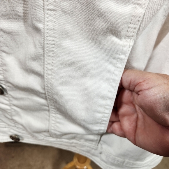 C J Banks White Jean Jacket Embroidered, sz 3X - Picture 5 of 11